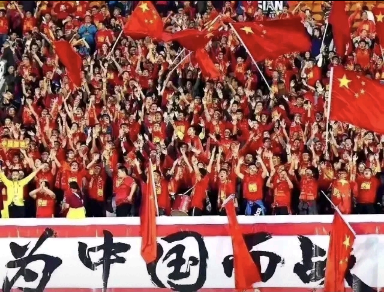 国际赛事中，一支强队获得耀眼胜利